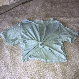 Light blue crop top ⭐️